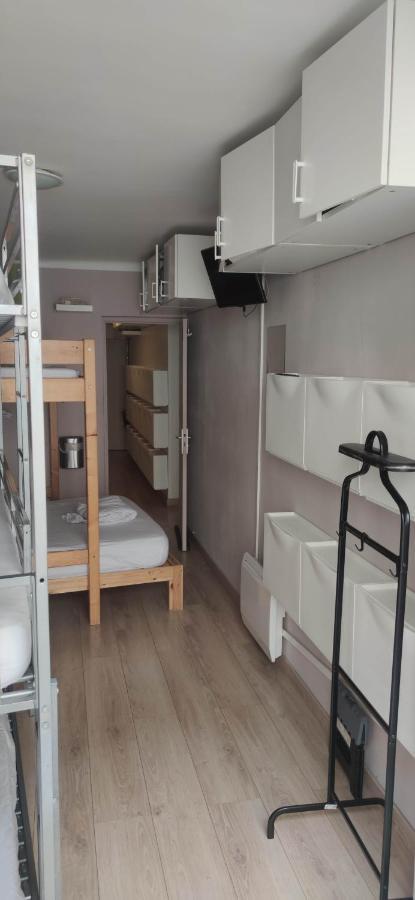 Logement Chambre Seul En Supplement Ou Dortoir Mixte Roquemaure  Exteriör bild